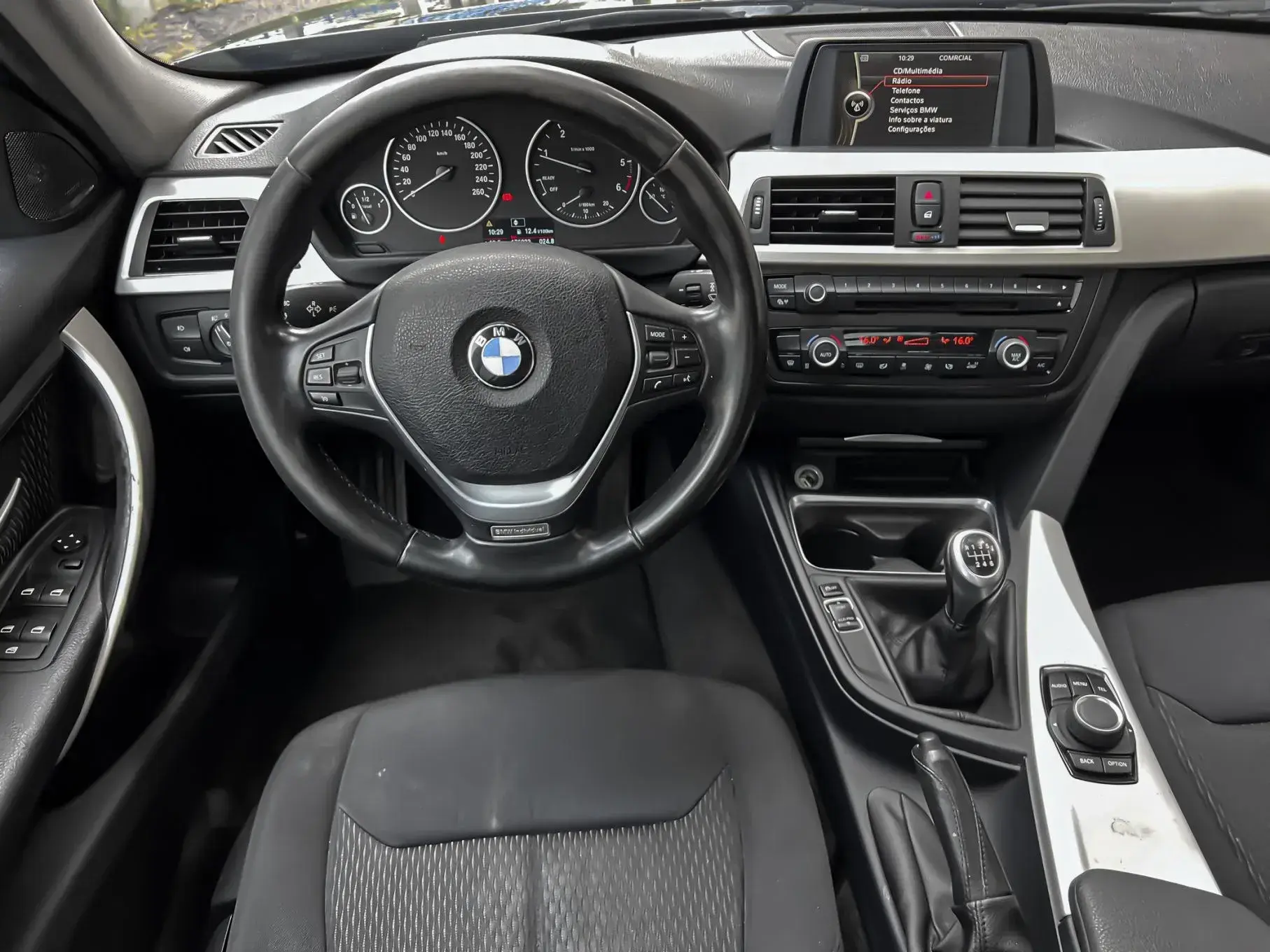 BMW 318 d Touring Line Sport 7