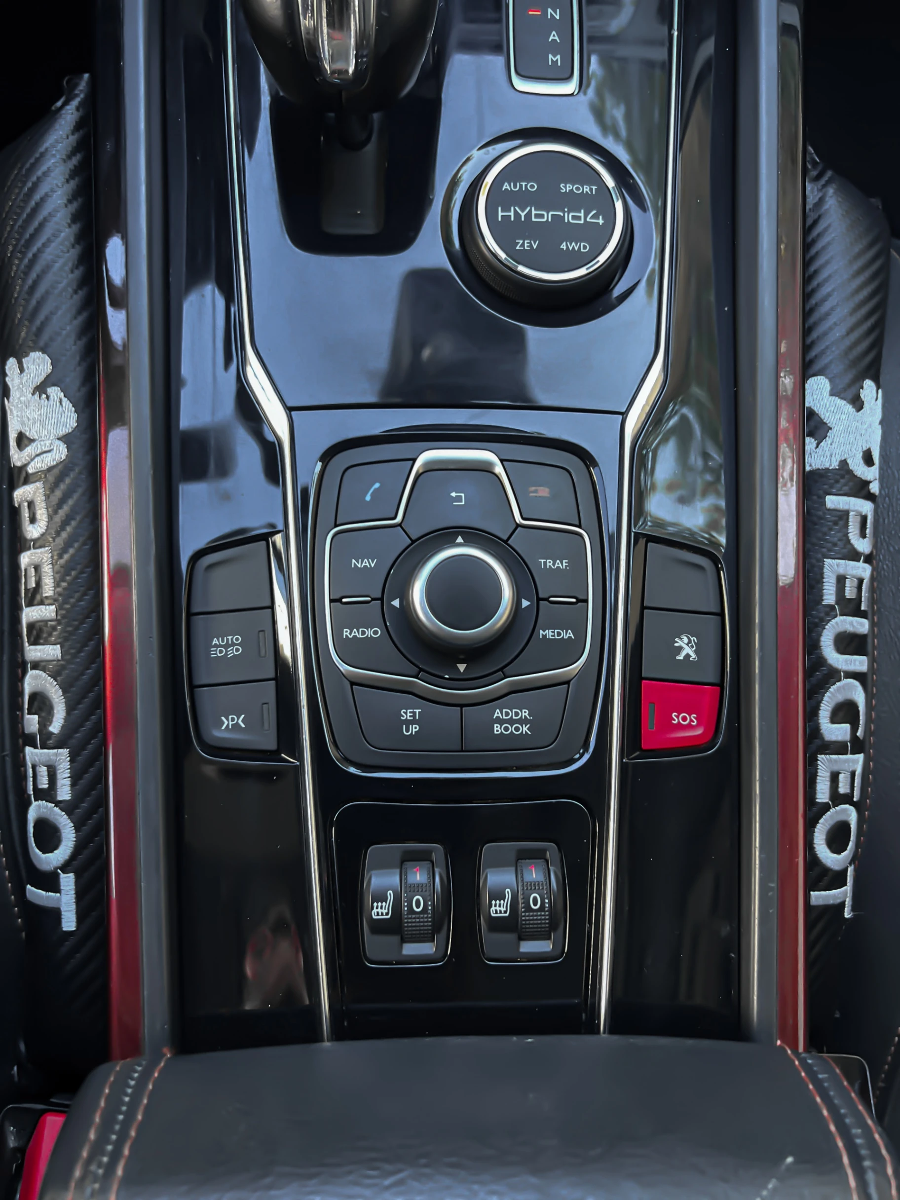 Peugeot 508 RXH 2.0 HDi Hybrid4 2-Tronic 11