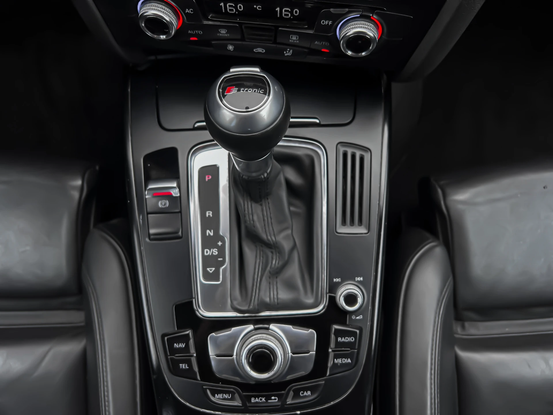 Audi A4 Avant 2.0 TDI multitronic S-line 8