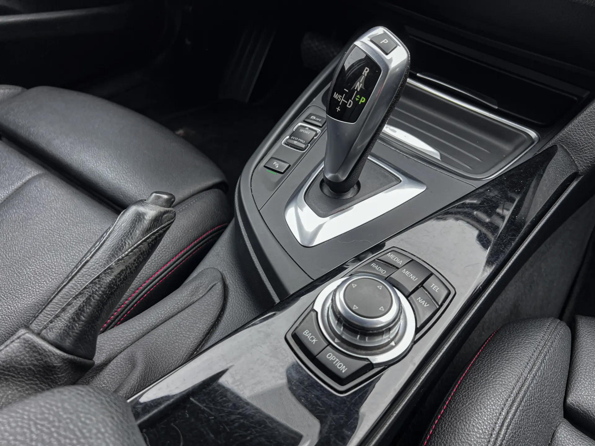 BMW 318 d Touring Auto Line Sport 11