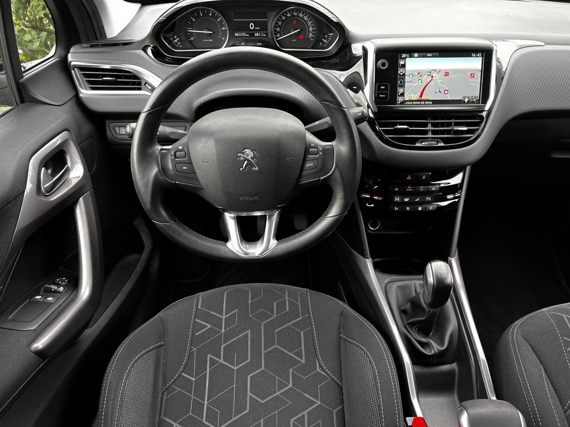 Peugeot 2008 1.2 PureTech Active 9