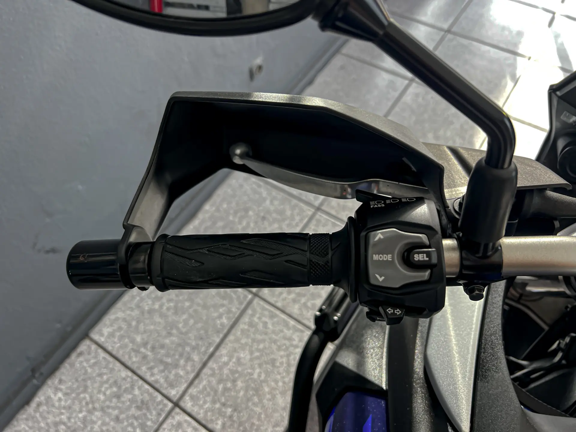 Suzuki v-strom 650 8