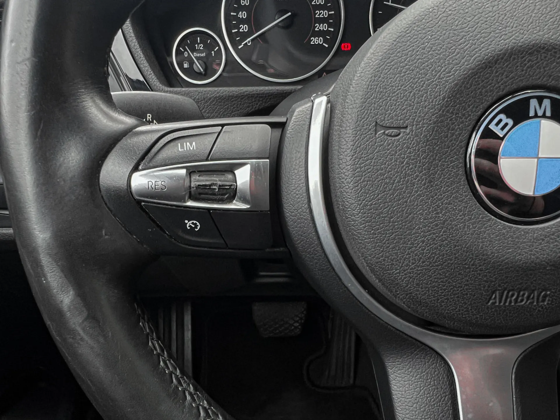 BMW 318 d Touring Auto Line Sport 13