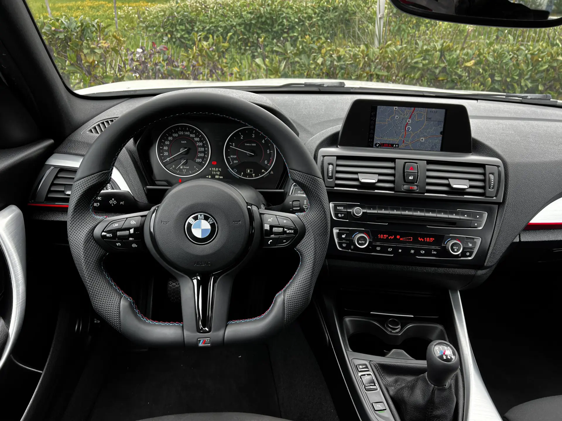 BMW 118 d Pack M 7