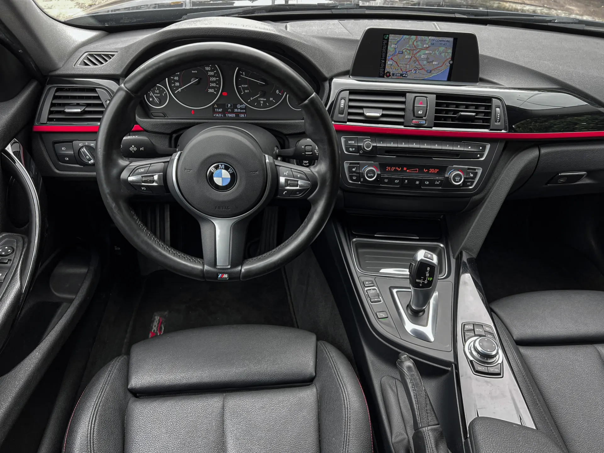 BMW 318 d Touring Auto Line Sport 7