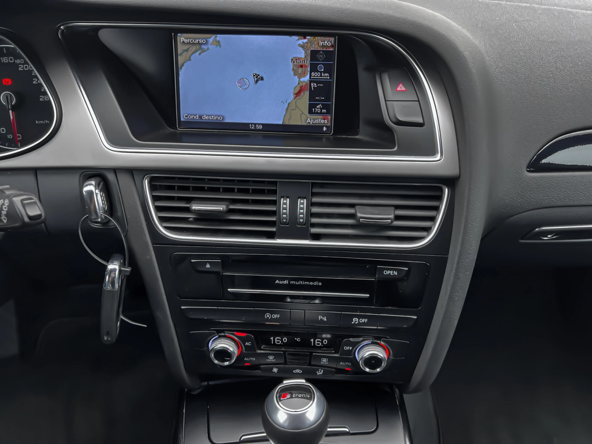 Audi A4 Avant 2.0 TDI multitronic S-line 7