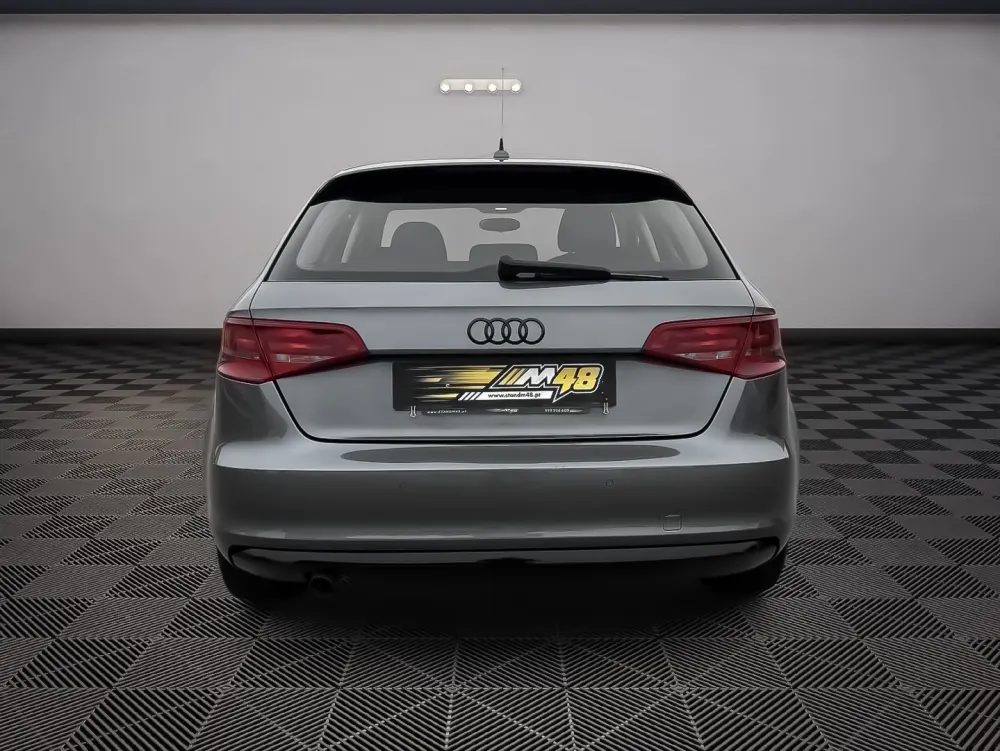 Audi A3 Sportback 1.6 TDI Attraction 4
