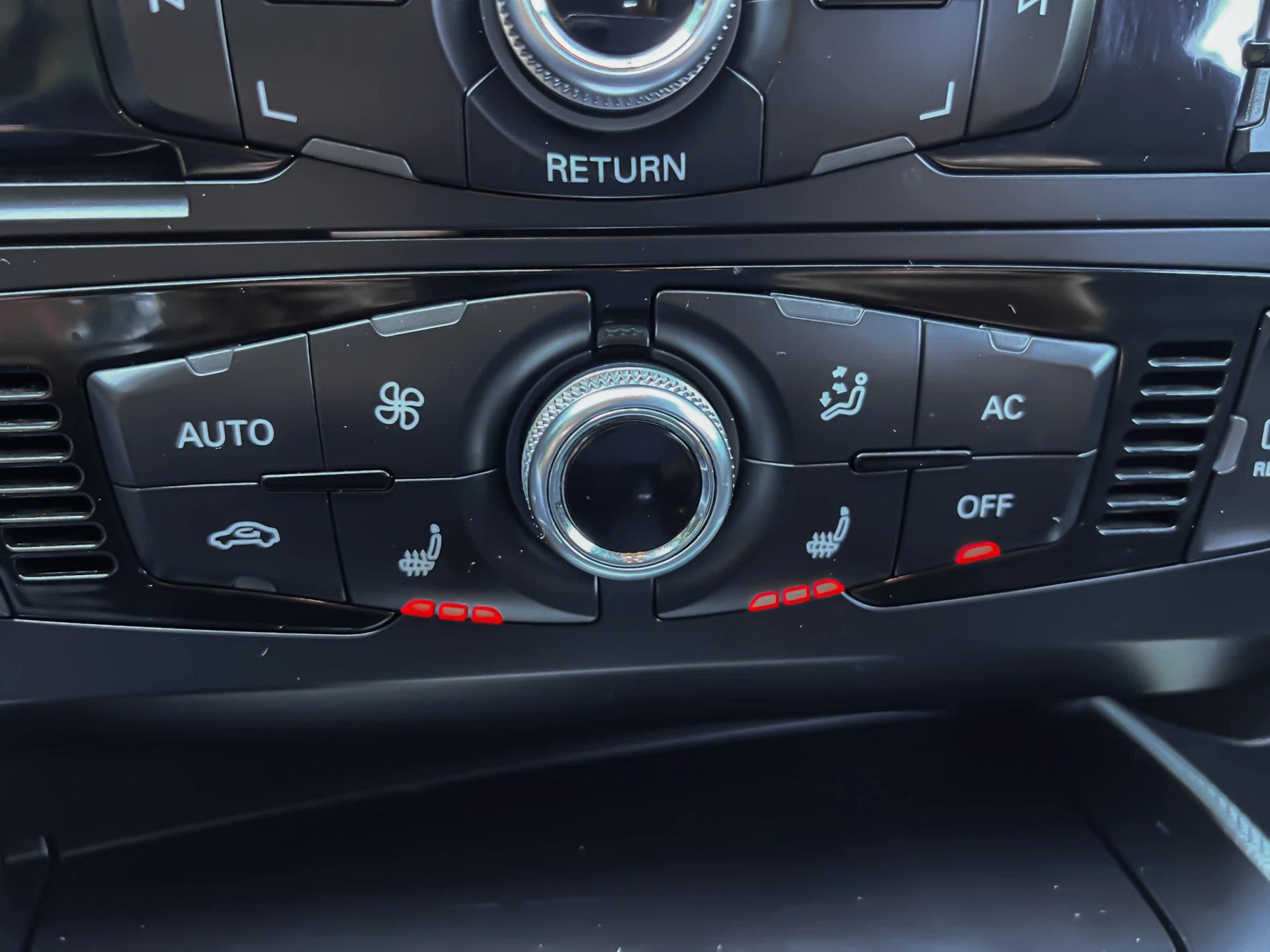 Audi A4 Avant 2.0 TDI Business Line Sport 10