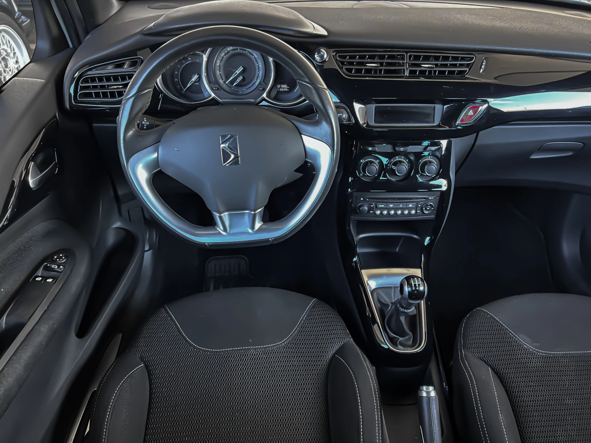 Citroën DS3 1.2 VTi So Chic 14