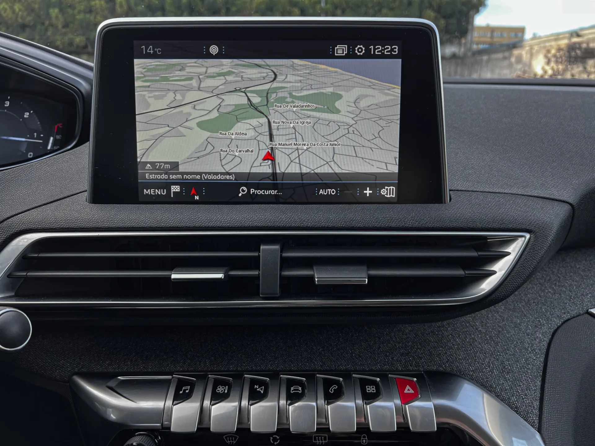 Peugeot 3008 1.6 BlueHDi Allure EAT6 J18 10