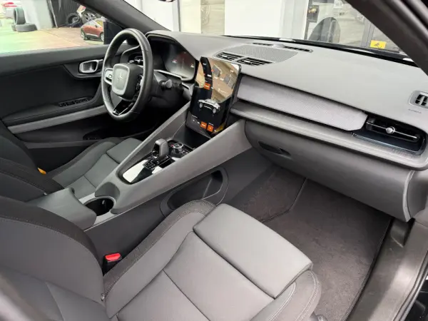 Polestar 2 Dual Motor 78kWh Performance 17