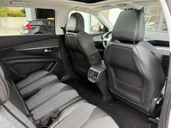 Peugeot 5008 1.5 BlueHDi Allure EAT8 20