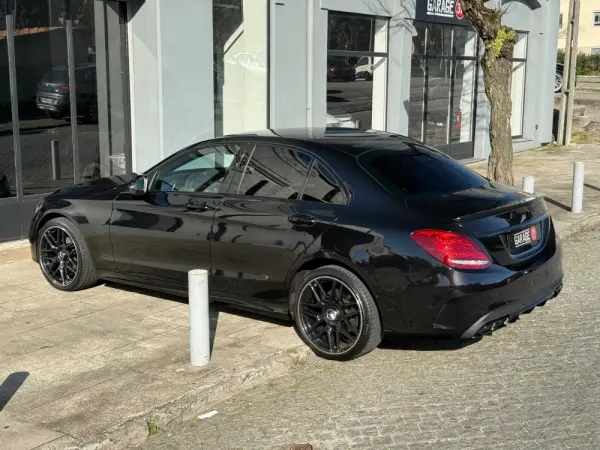 Mercedes-Benz C 180 d AMG Line Aut. 9