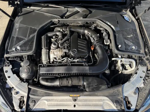 Mercedes-Benz C 180 d AMG Line Aut. 27