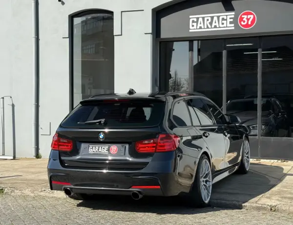 BMW 320 d Pack M 8