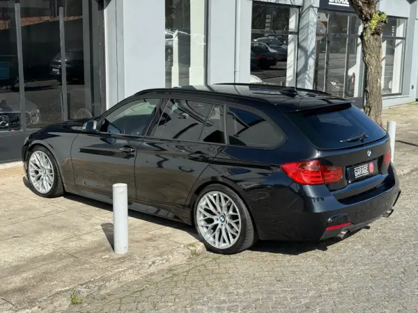 BMW 320 d Pack M 9