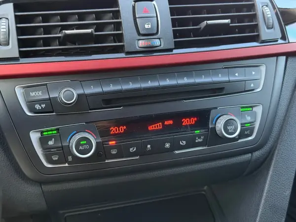 BMW 320 d Pack M 22