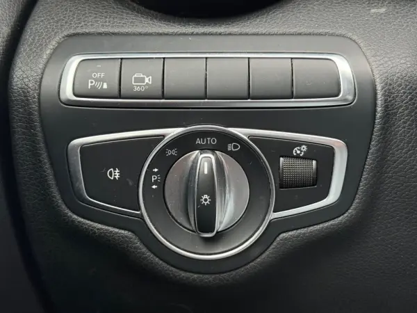 Mercedes-Benz C 220 d Station 9G-TRONIC AMG Line 25