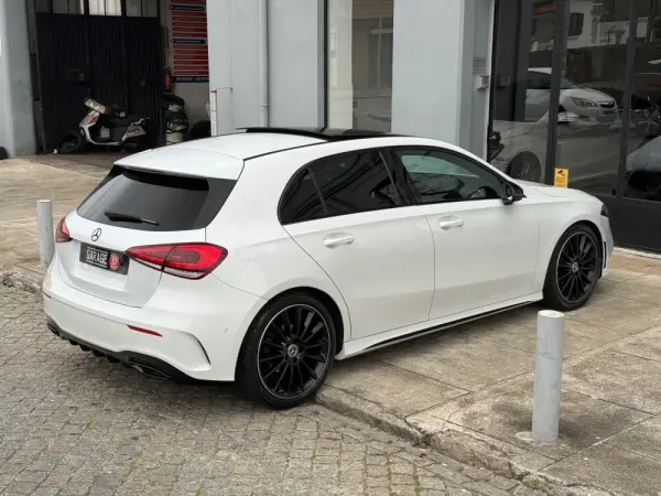 Mercedes-Benz A 180 d AMG Line Aut. 10