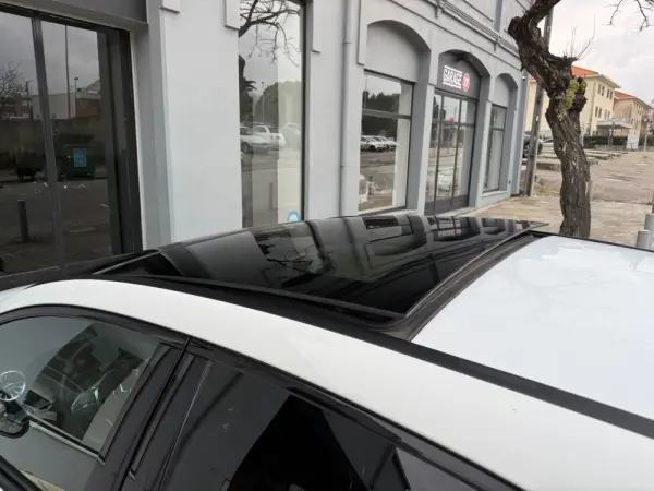 Mercedes-Benz A 180 d AMG Line Aut. 13