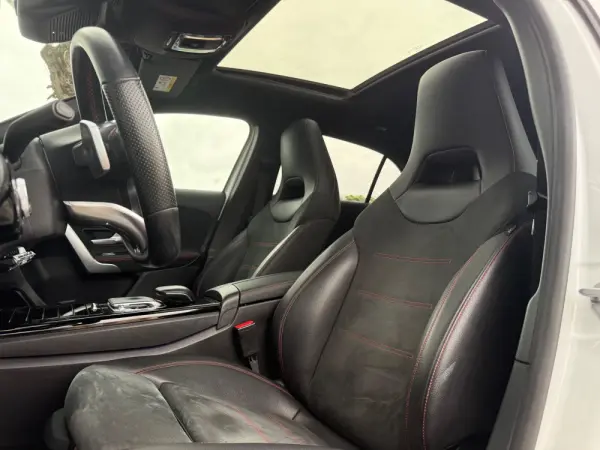 Mercedes-Benz A 180 d AMG Line Aut. 16