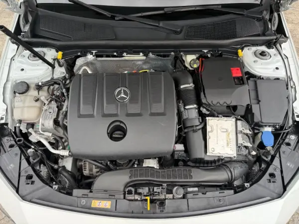 Mercedes-Benz A 180 d AMG Line Aut. 29