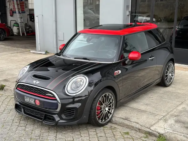 MINI 3 Portas John Cooper Works 5