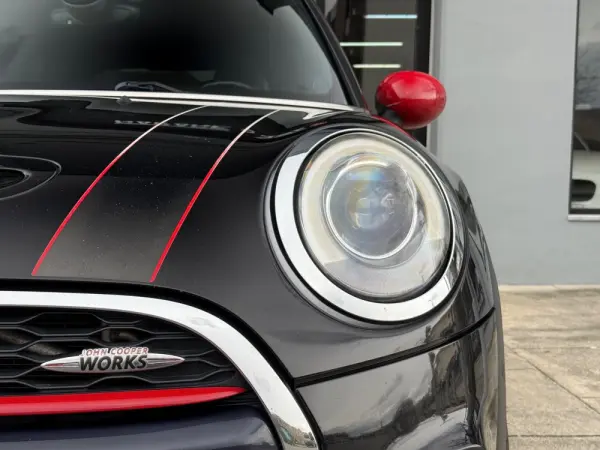 MINI 3 Portas John Cooper Works 12
