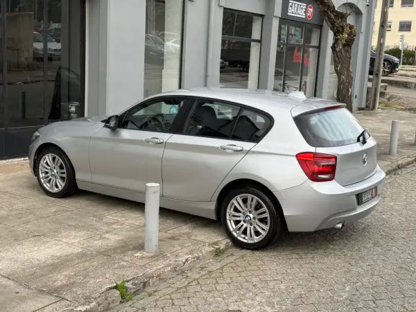 BMW 118 d Sport Line 9