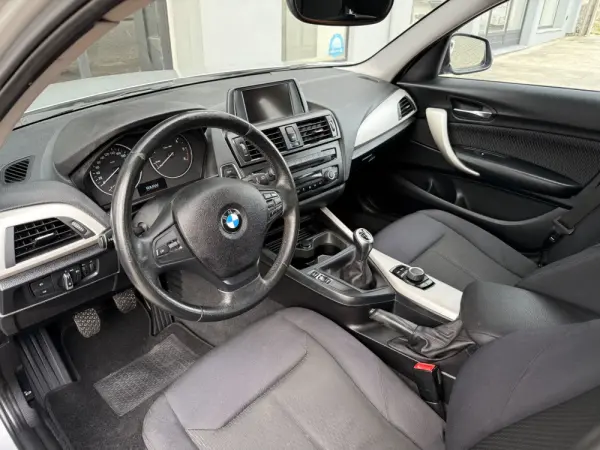 BMW 118 d Sport Line 13