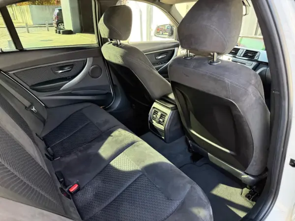 BMW 320 d Auto Pack M 16