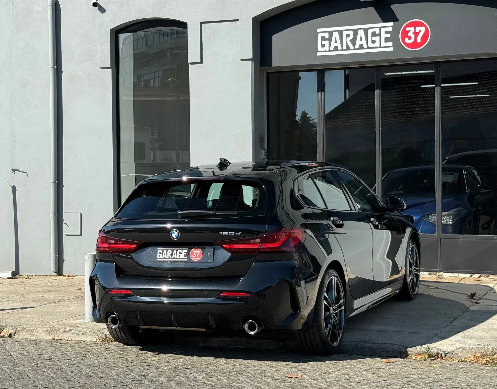 BMW 120 d Aut. M Sport 8