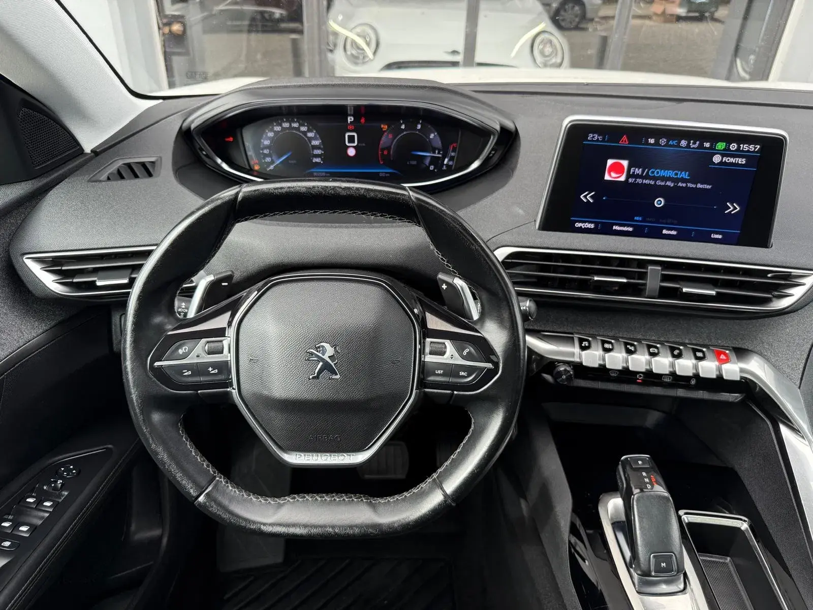 Peugeot 5008 1.5 BlueHDi Allure EAT8 22