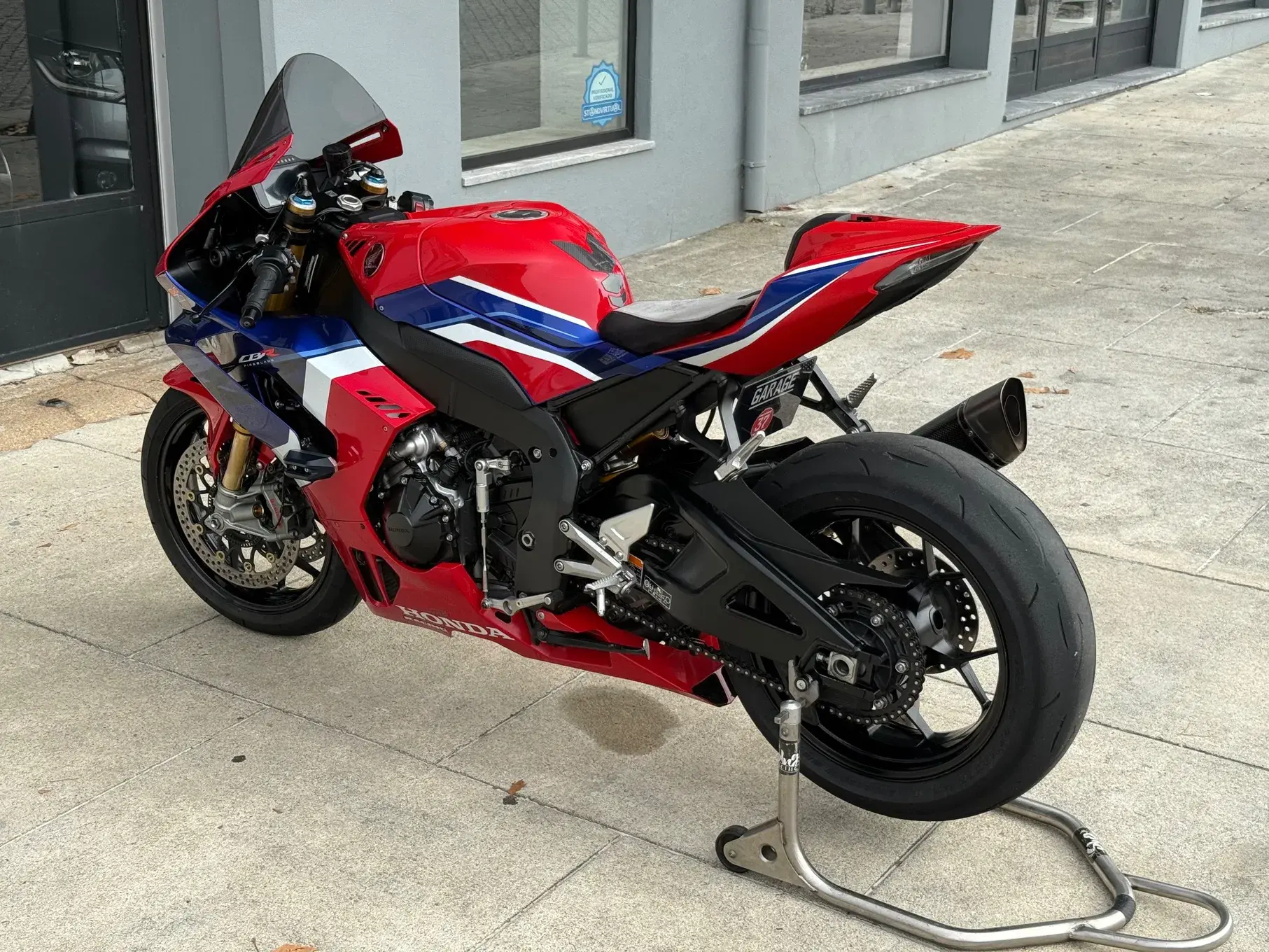Honda CBR Outro 11