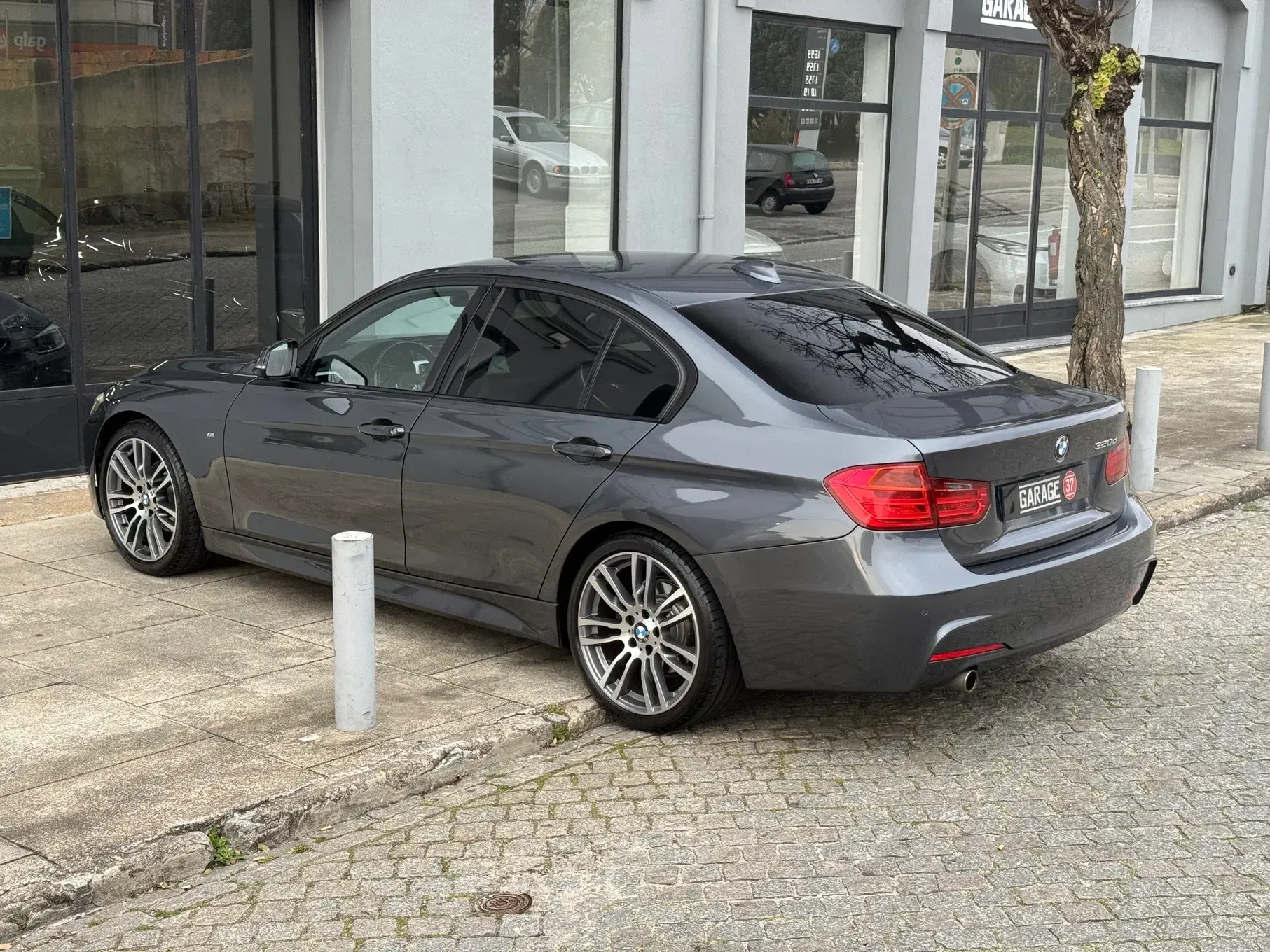 BMW 320 d Auto Pack M 9
