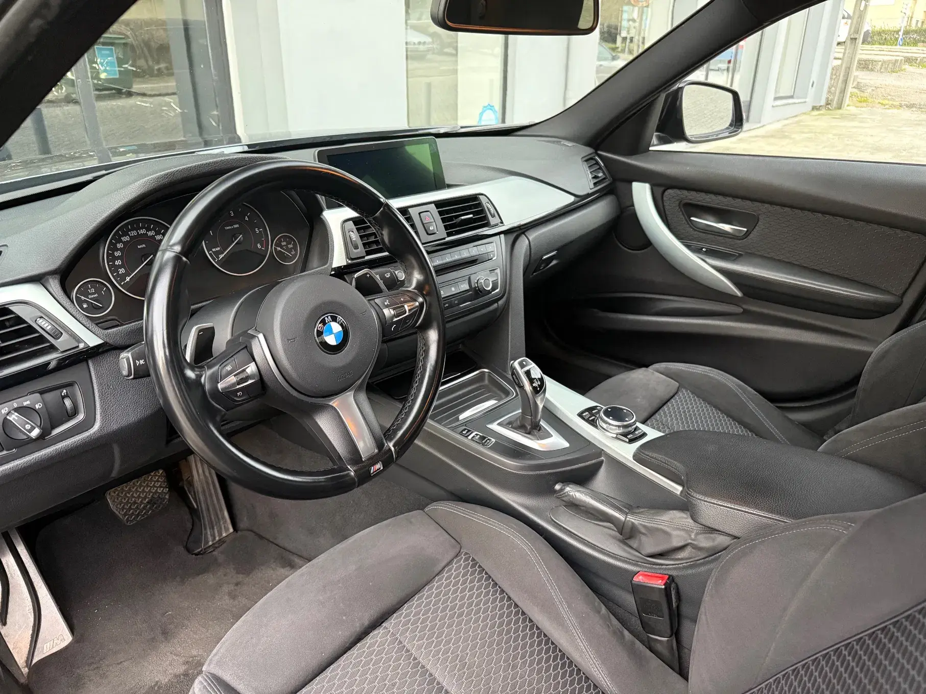 BMW 320 d Auto Pack M 13