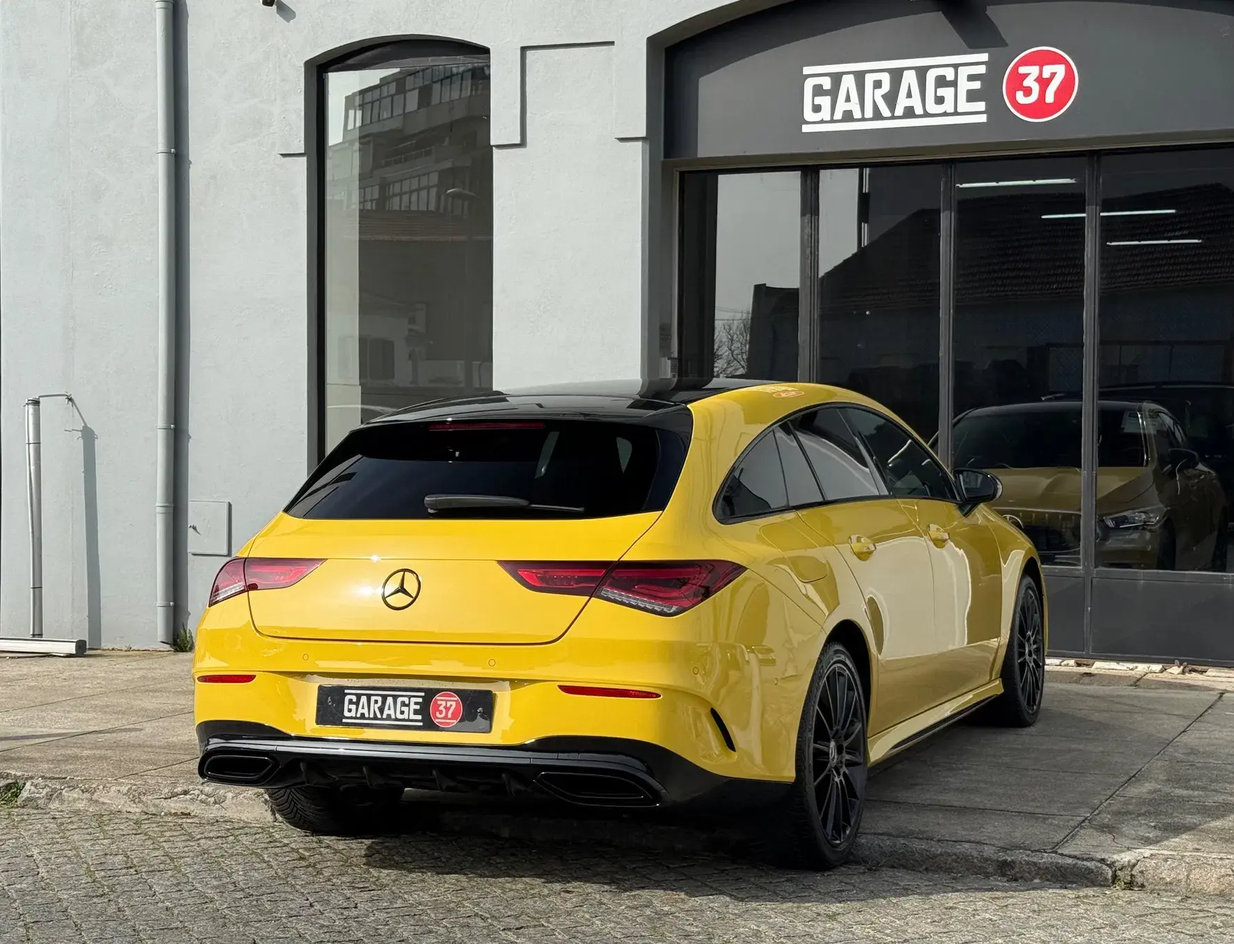 Mercedes-Benz CLA 250 e Shooting Brake AMG Line 8