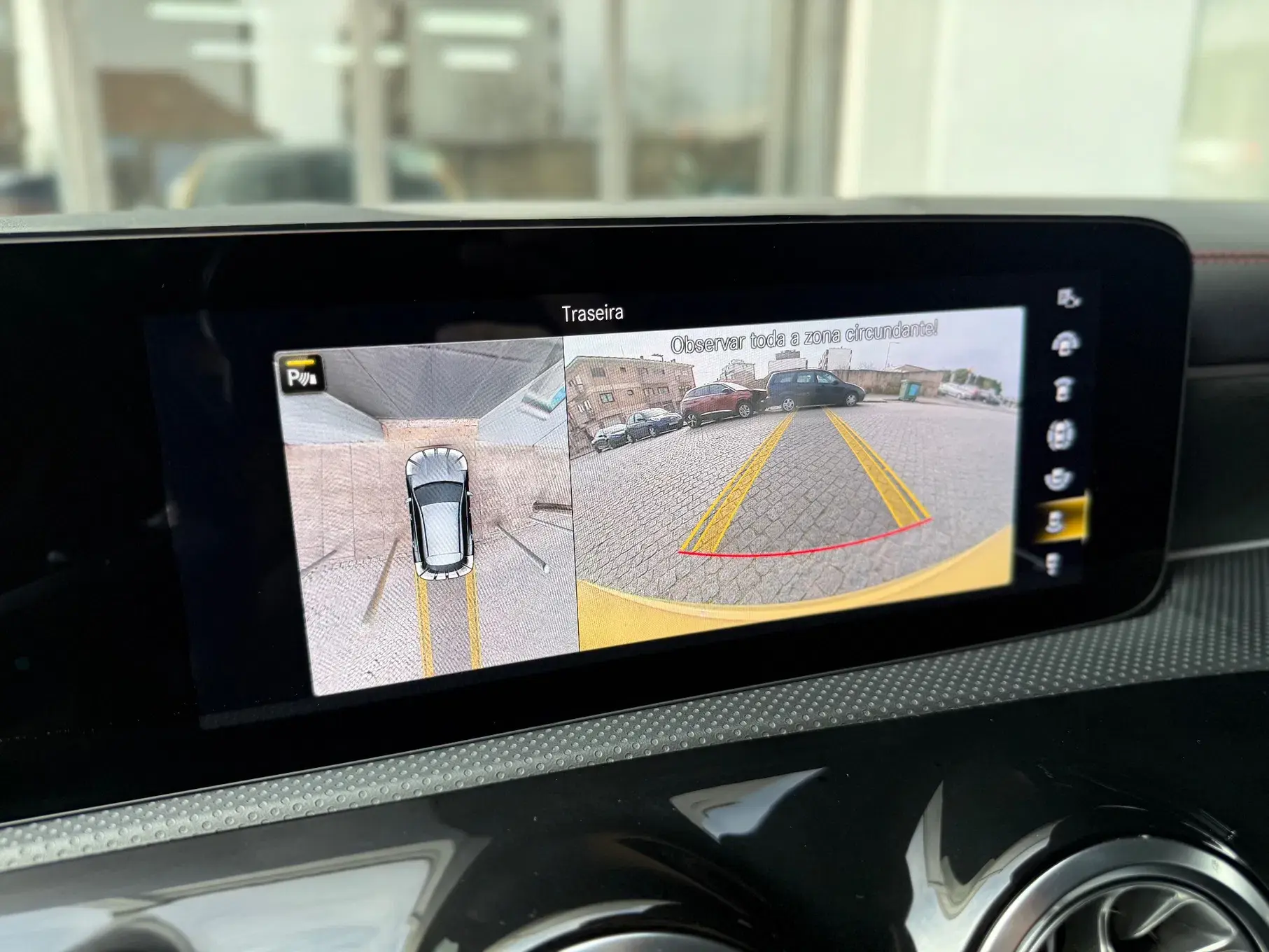 Mercedes-Benz CLA 250 e Shooting Brake AMG Line 22