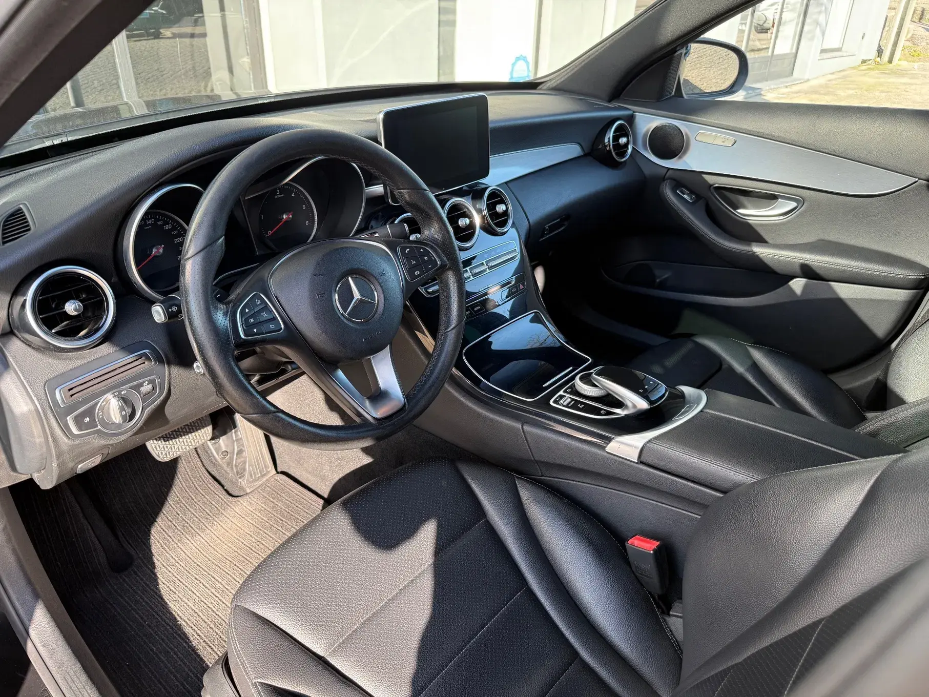 Mercedes-Benz C 180 d AMG Line Aut. 13