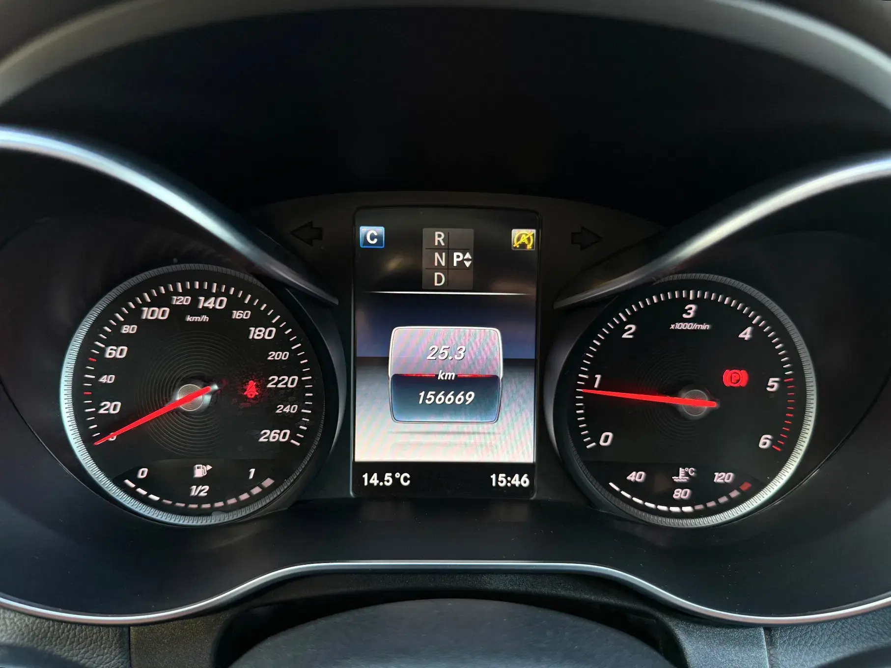 Mercedes-Benz C 180 d AMG Line Aut. 19