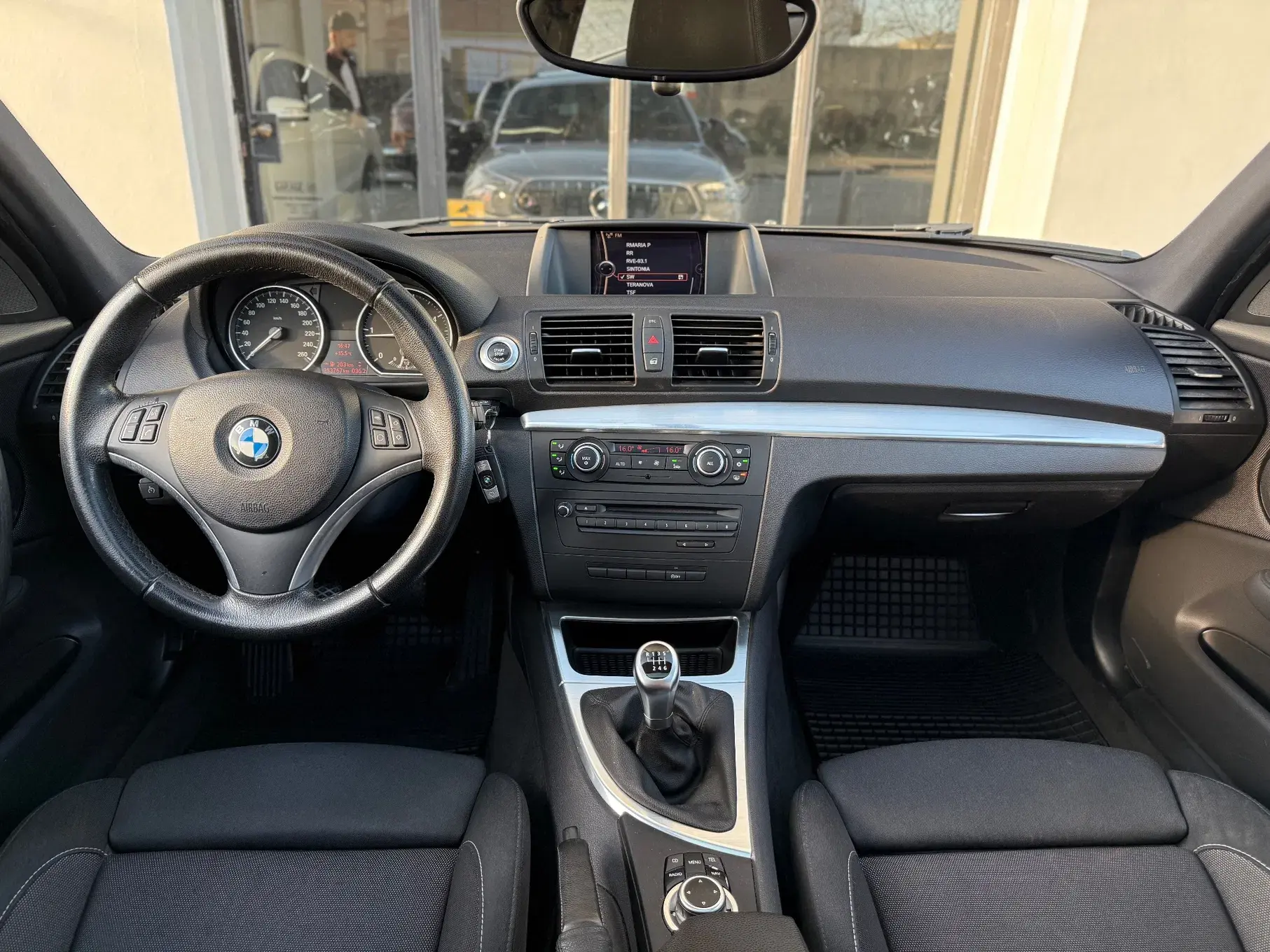 BMW 123 d Cabrio 15