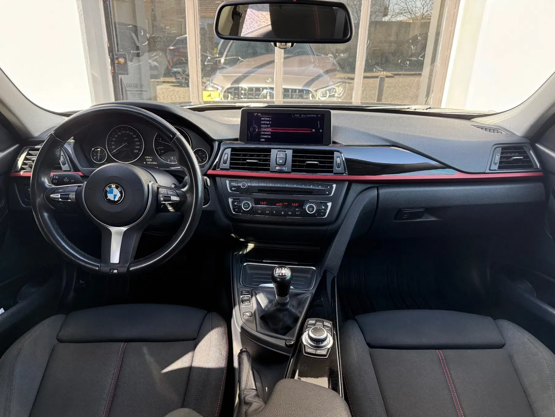 BMW 320 d Pack M 15