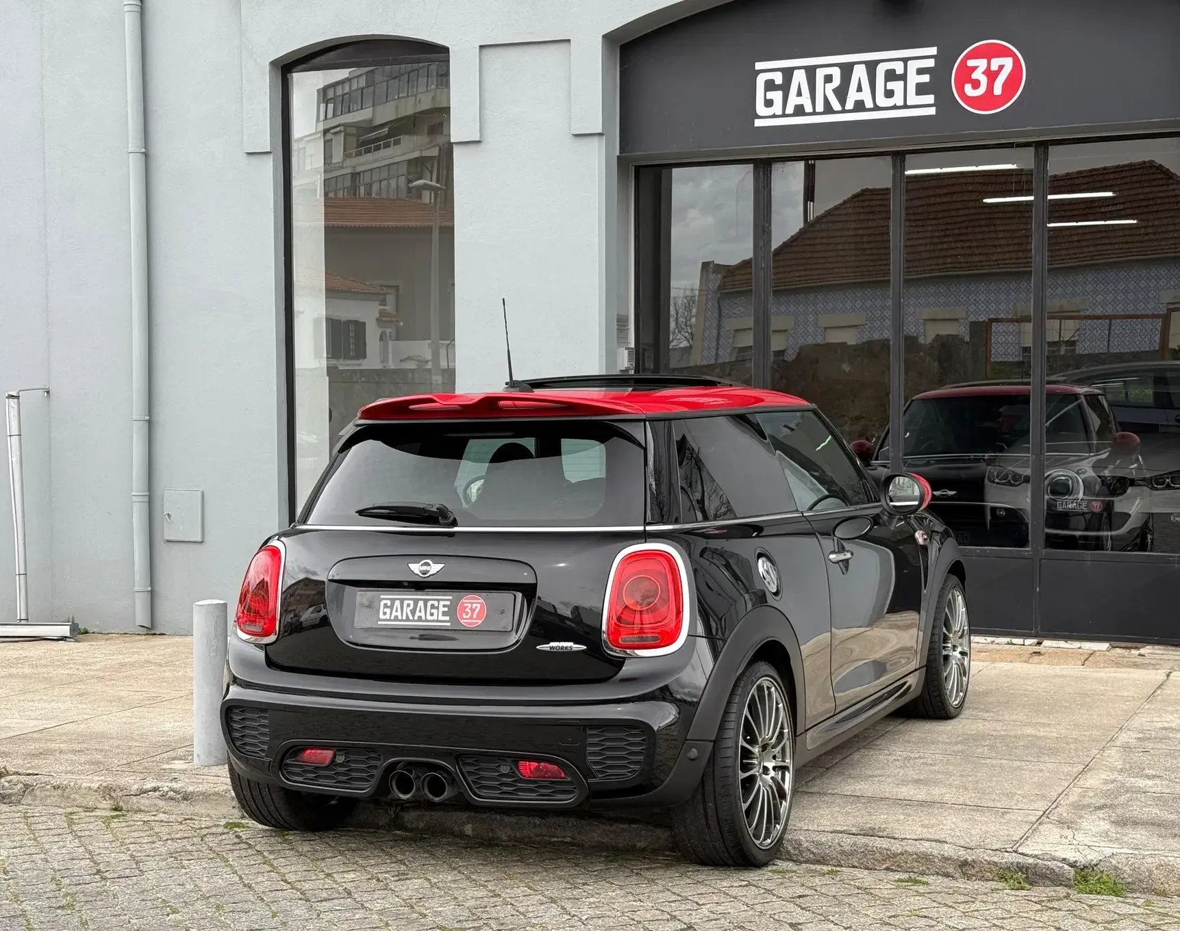 MINI 3 Portas John Cooper Works 8