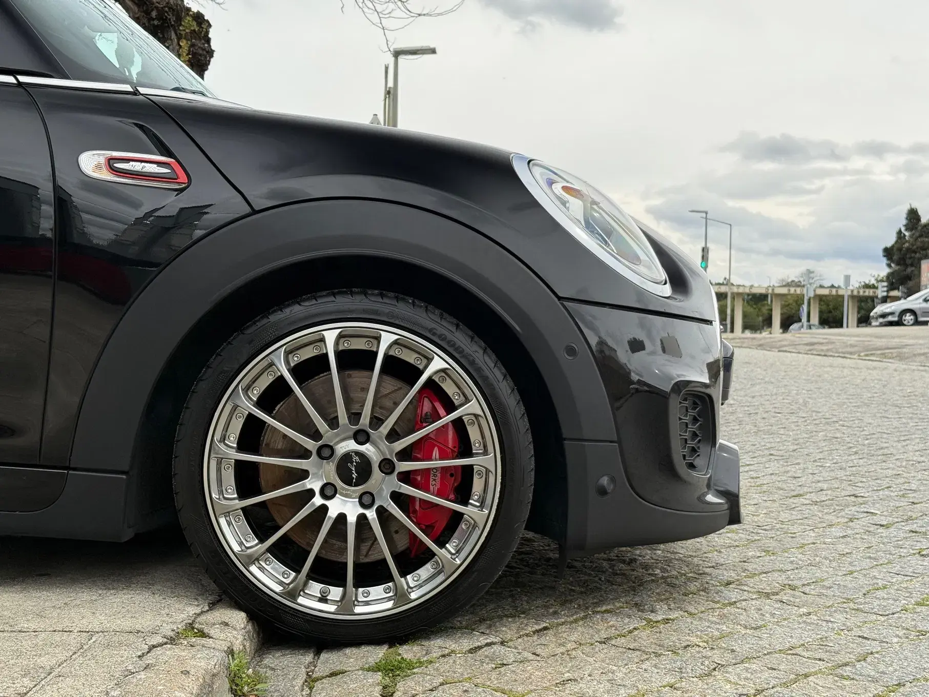 MINI 3 Portas John Cooper Works 11