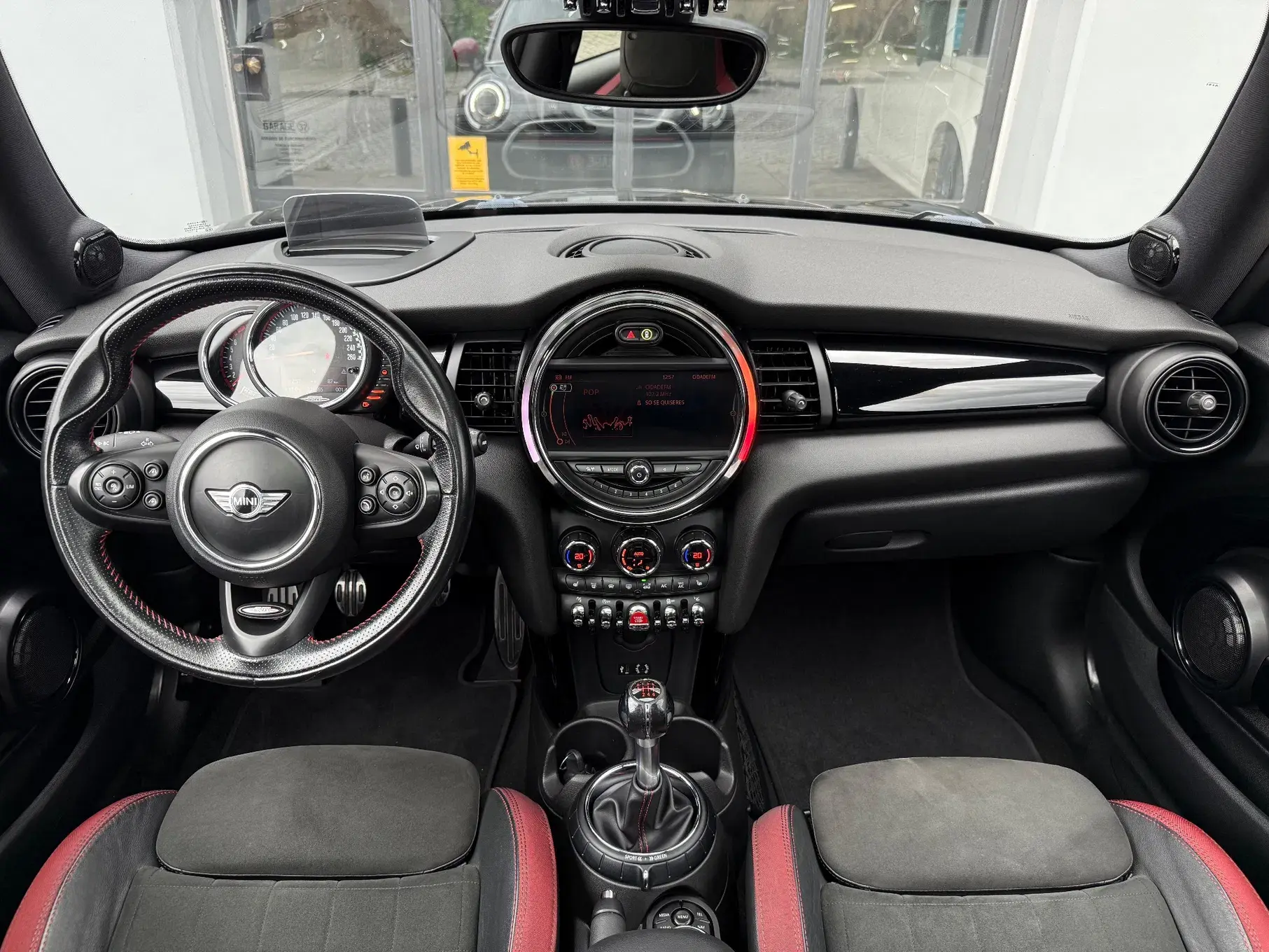 MINI 3 Portas John Cooper Works 16