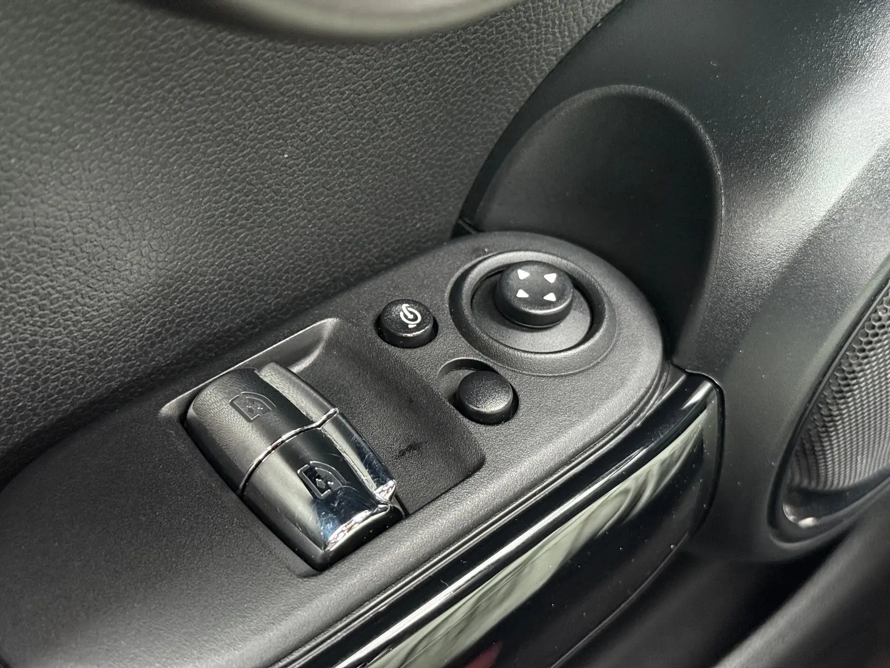 MINI 3 Portas John Cooper Works 29