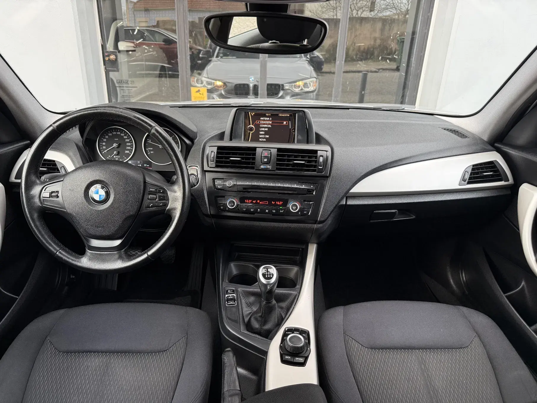 BMW 118 d Sport Line 15