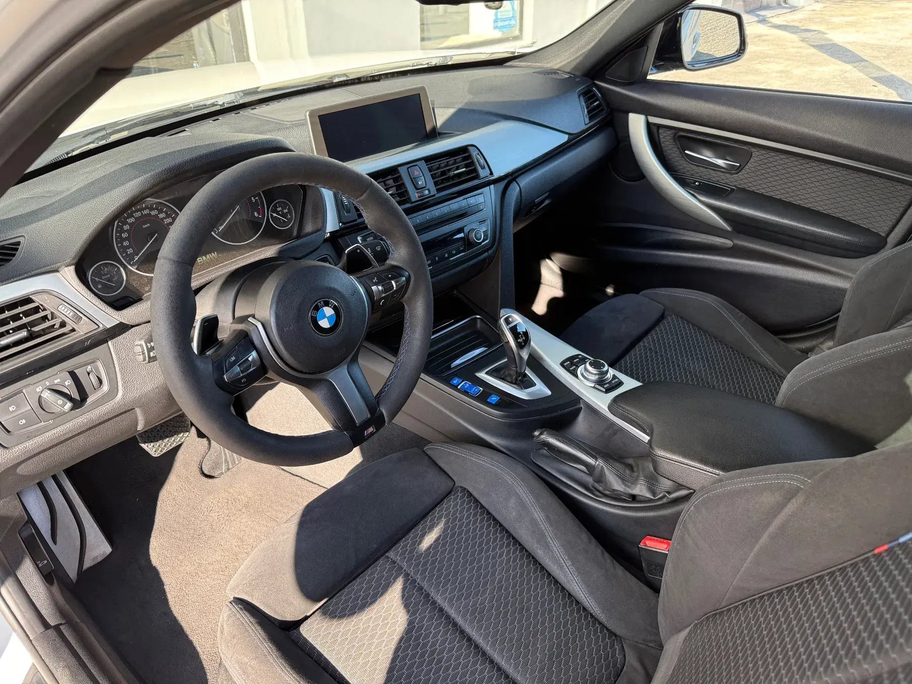 BMW 320 d Auto Pack M 13