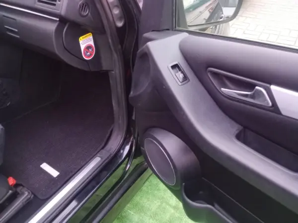 Mercedes-Benz B 180 20