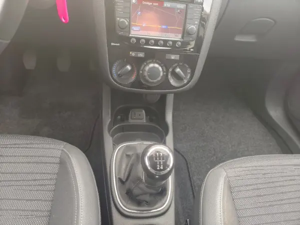 Opel Corsa 1.3 CDTI Cosmo 15